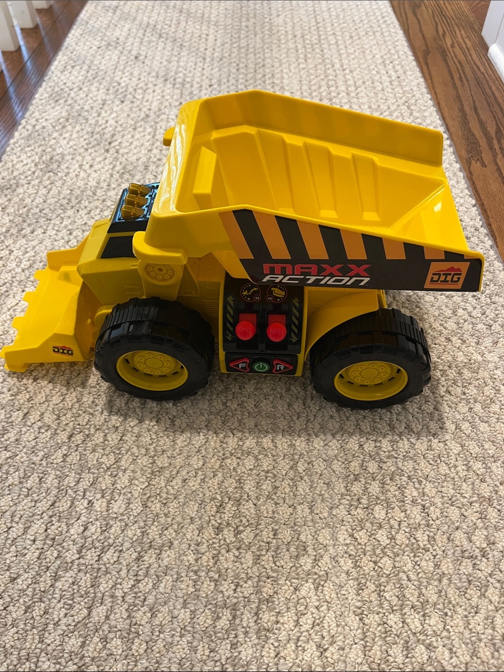 Maxx Action 2-N-1 Dig Rig Dump Truck Front Loader Lights Sounds Motorized
